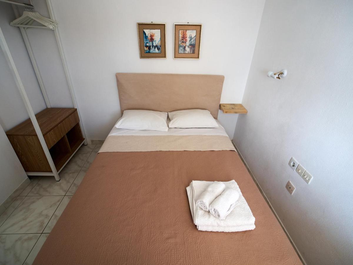 Theodora Apartment Patitiri  Luaran gambar