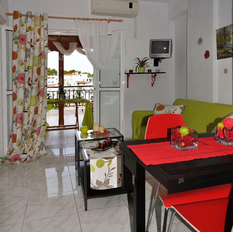 Theodora Apartment Patitiri  Luaran gambar